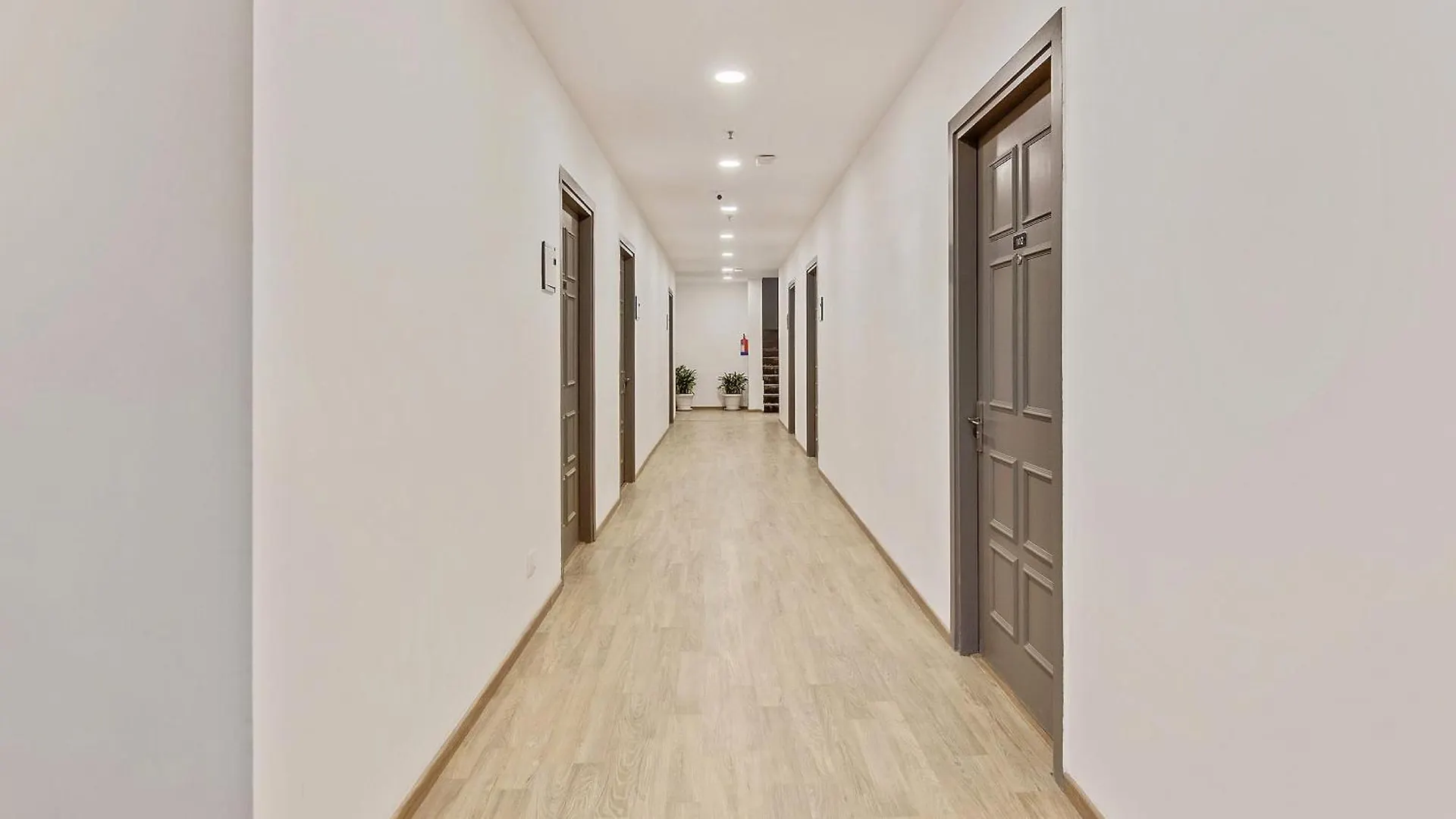 Hotel Grace Plaza Near Igi Airport Delhi New Delhi 4*,  India