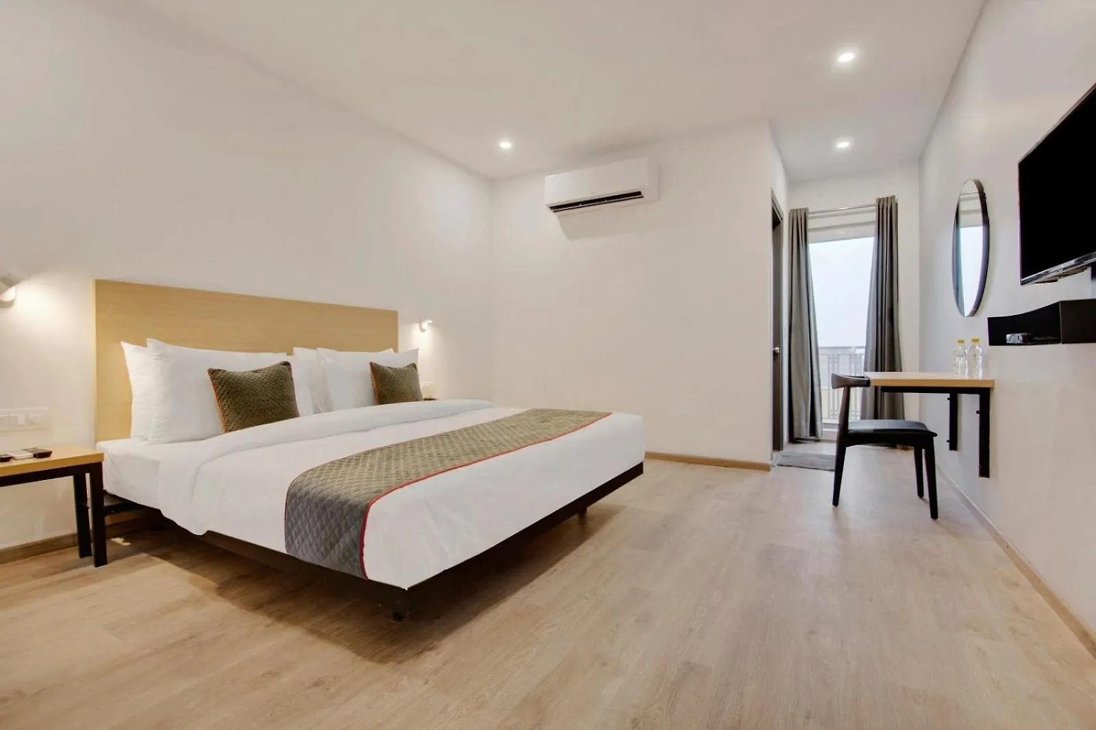 Hotel Grace Plaza Near Igi Airport Delhi New Delhi