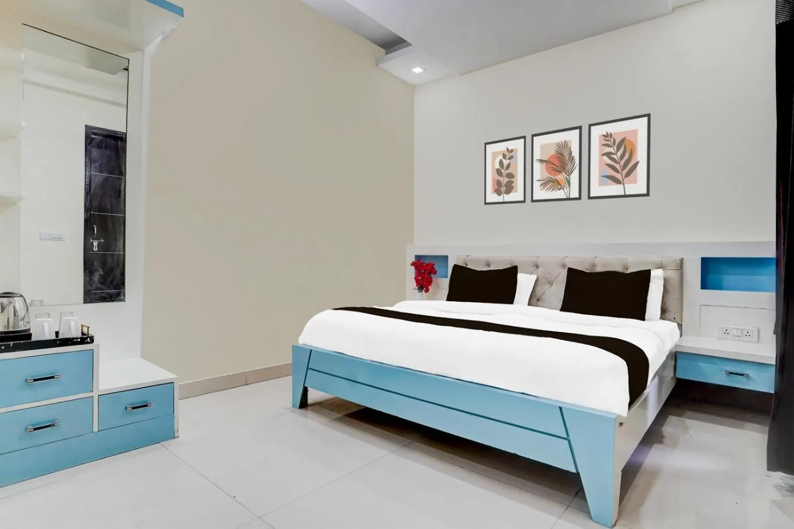 Hotel Grace Plaza Near Igi Airport Delhi New Delhi India