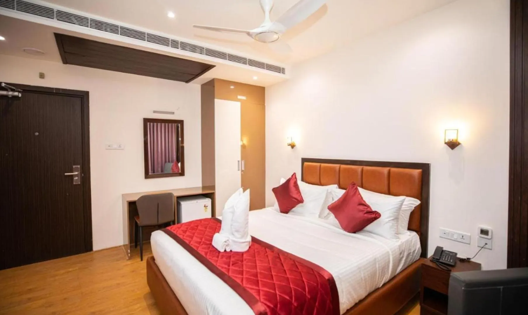 Hotel Grace Plaza Near Igi Airport Delhi New Delhi